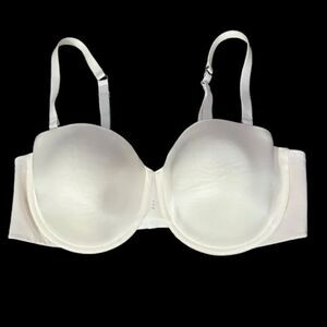 NWT Victorias Secret BIOFIT Multi-way Strapless lightly padded off White Bra 40D